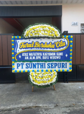 Papan Bunga Duka di Dlimoyo