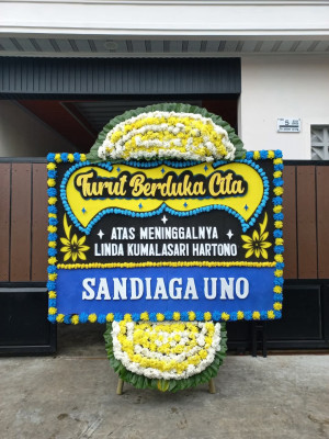 Papan Bunga Duka di Dlimoyo